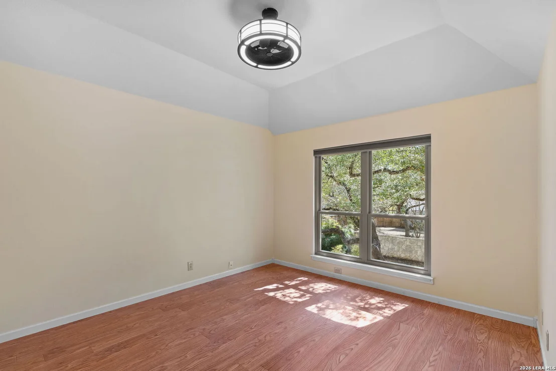 Photo of 16422 Pemcanyon