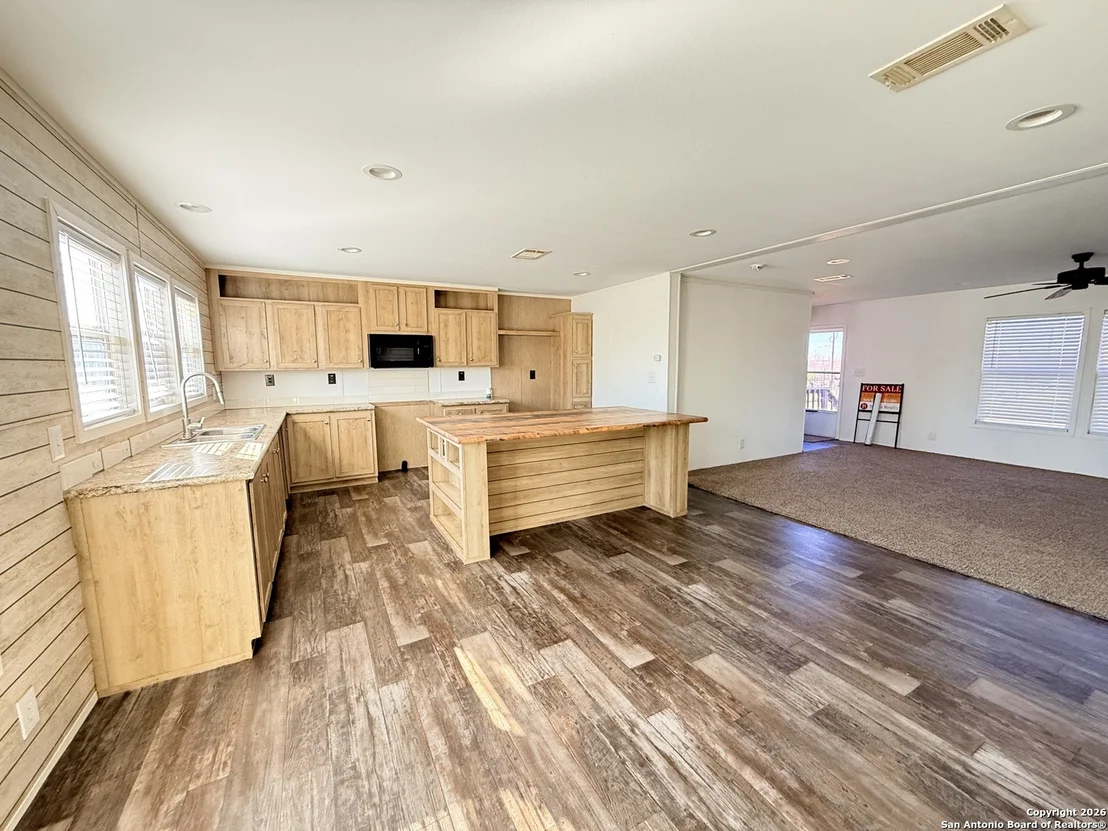 Photo of 1009 County Road 773