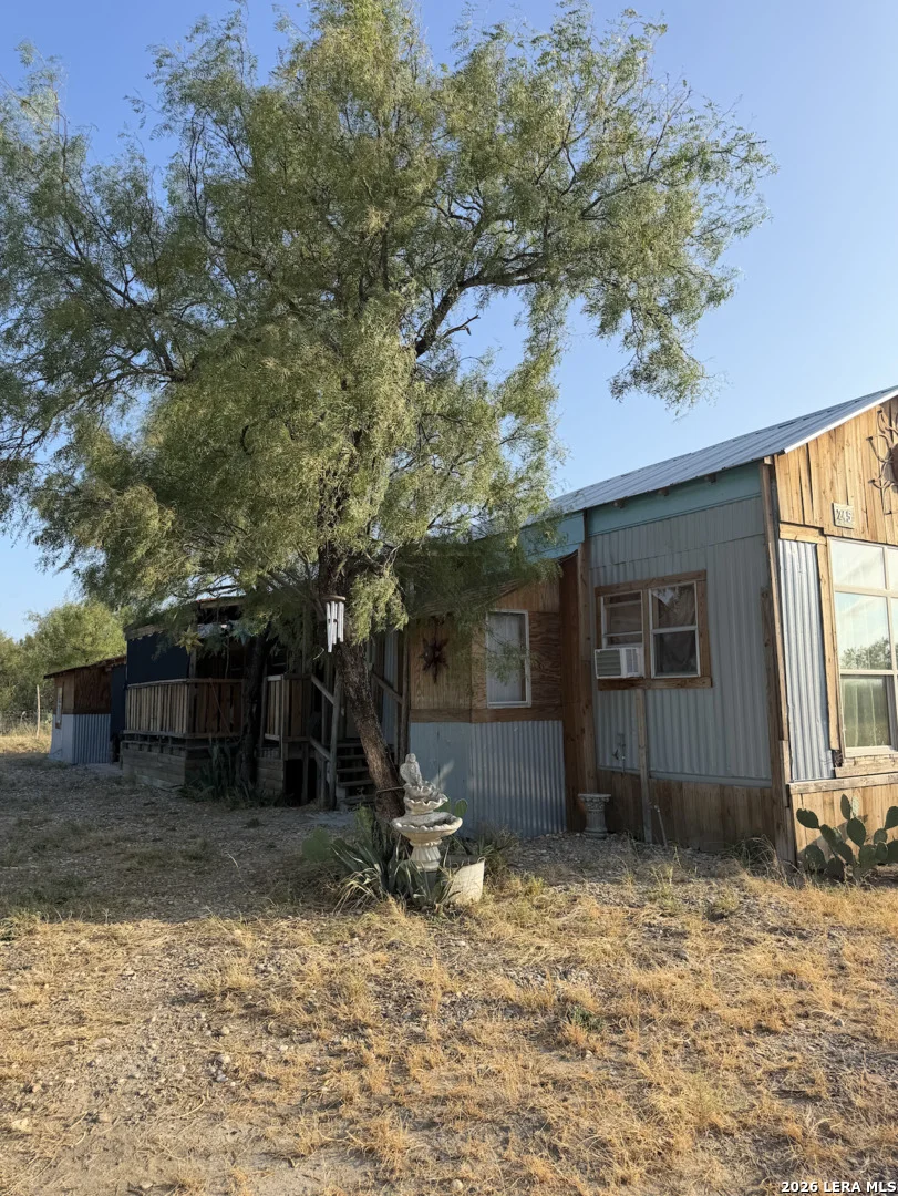 Photo of 245 E MAVERICK ST