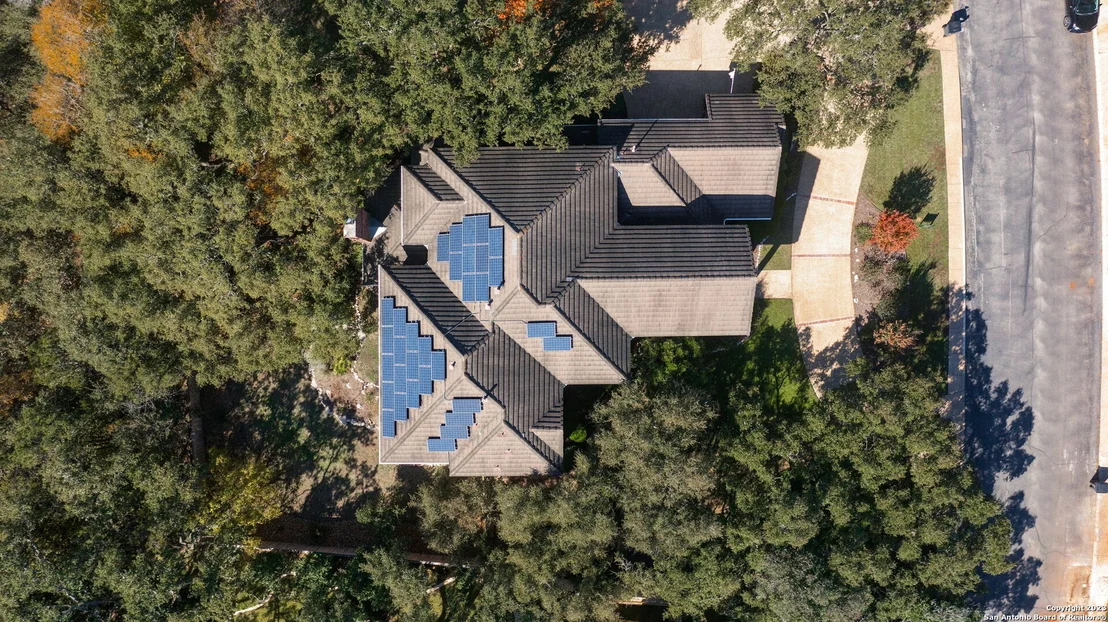 Photo of 32 IMPERIAL WAY