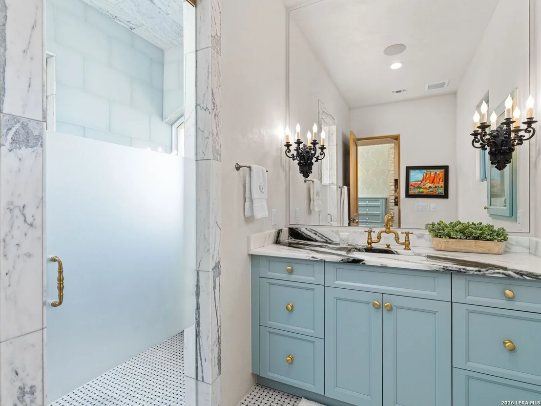 Photo of 77 Last Trl
