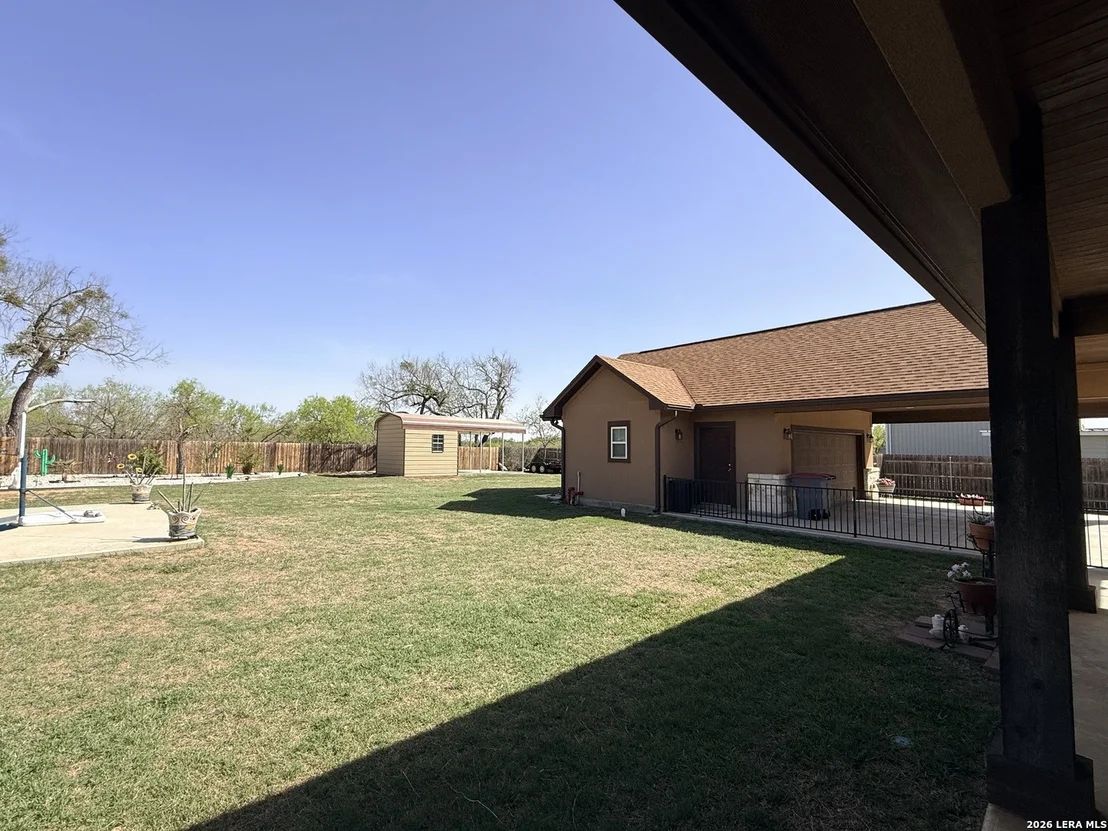 Photo of 149 W Short Meadow Dr