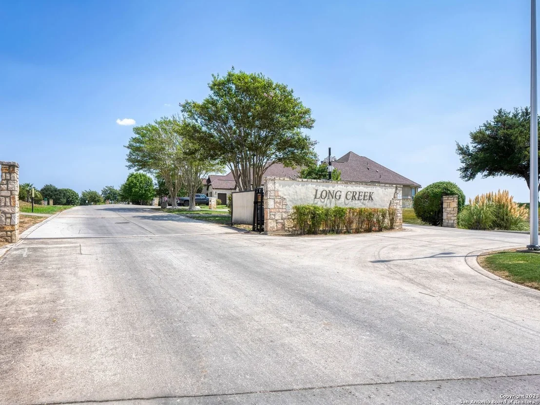 Photo of 115 PINNACLE DR