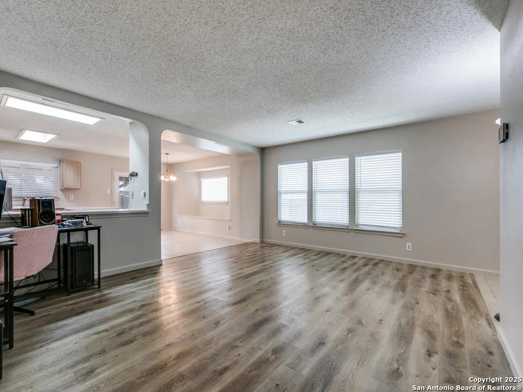Photo of 6534 Beech Trail