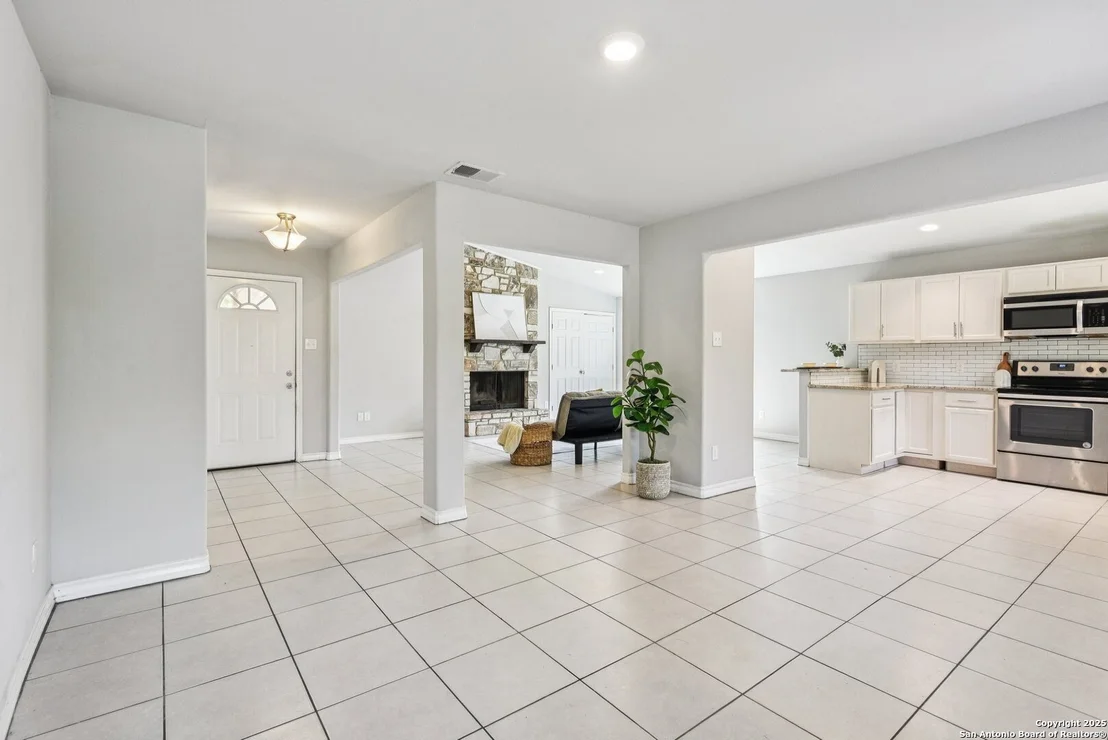 Photo of 238 Guilford FRG