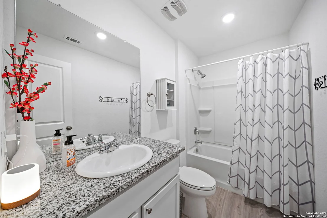 Photo of 5715 Mountain Point