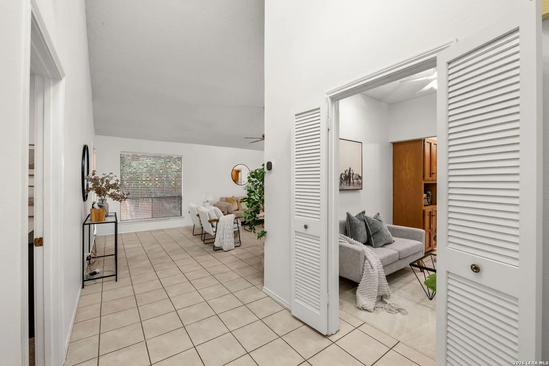 Photo of 2902 Spring Bend
