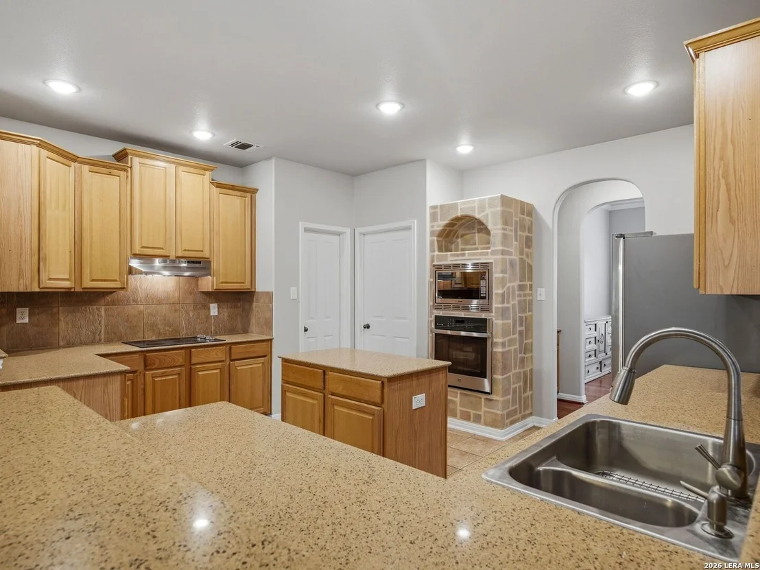 Photo of 9406 Potters Point