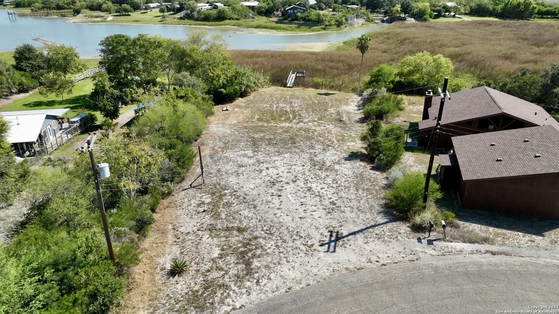 Photo of 781 Carmel Dr
