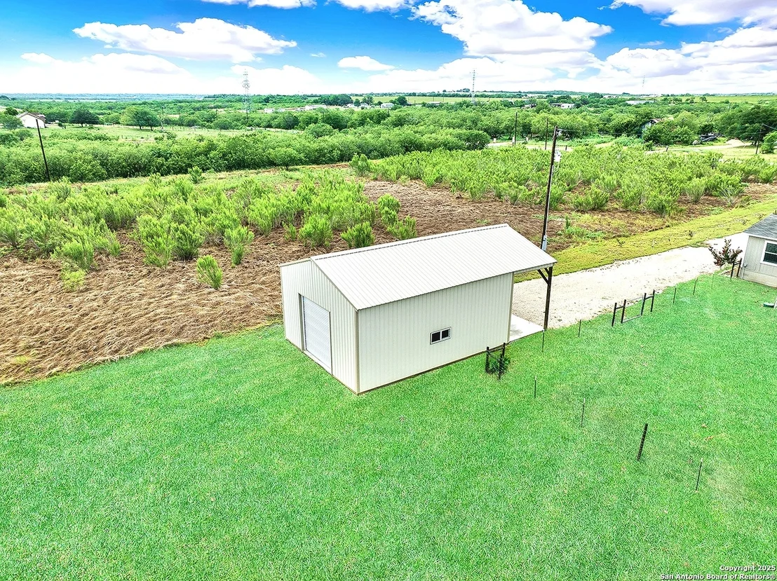 Photo of 1640 WOSNIG RD
