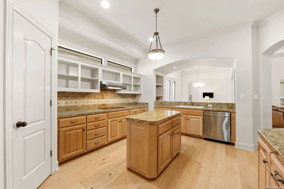 Photo of 21 Worthsham Dr