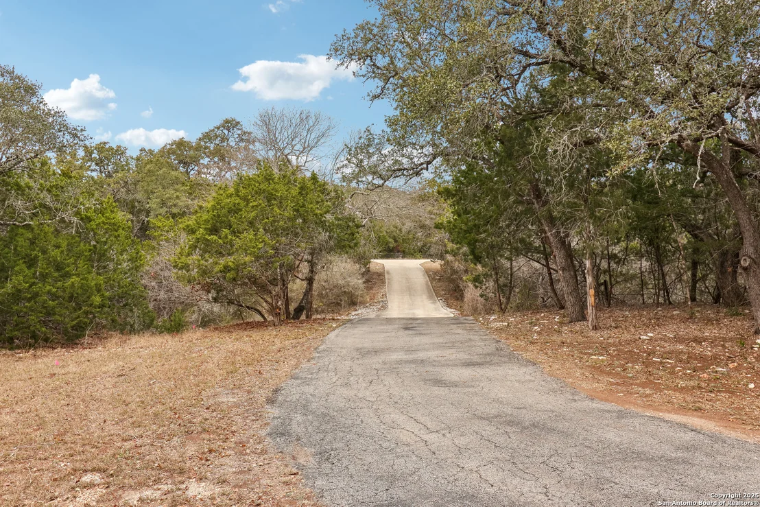 Photo of 605 COUNTY ROAD 2763