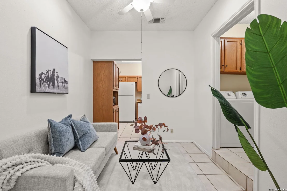 Photo of 2902 Spring Bend