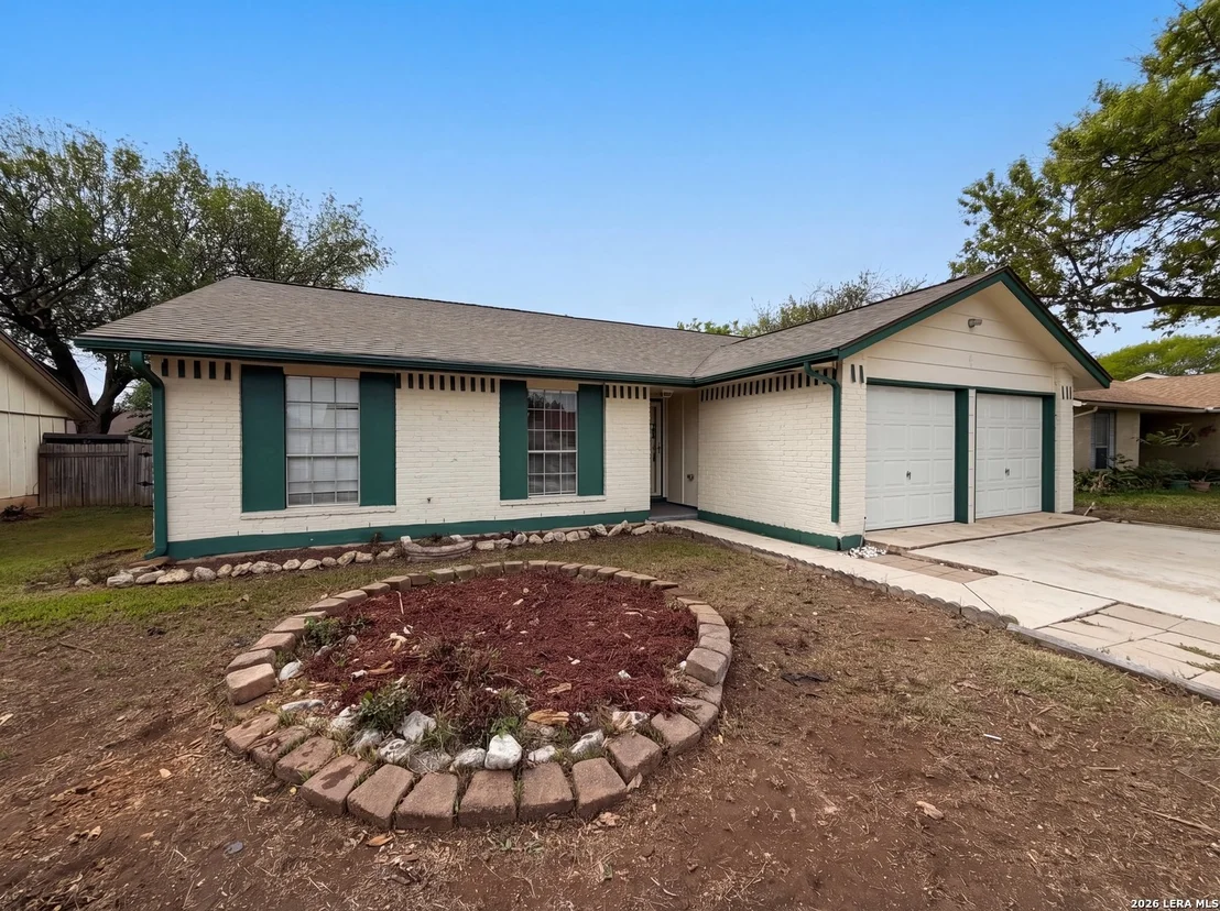 Photo of 528 PECAN DR