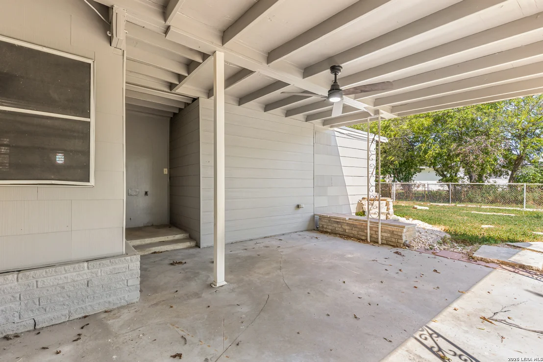Photo of 1327 OBLATE DR