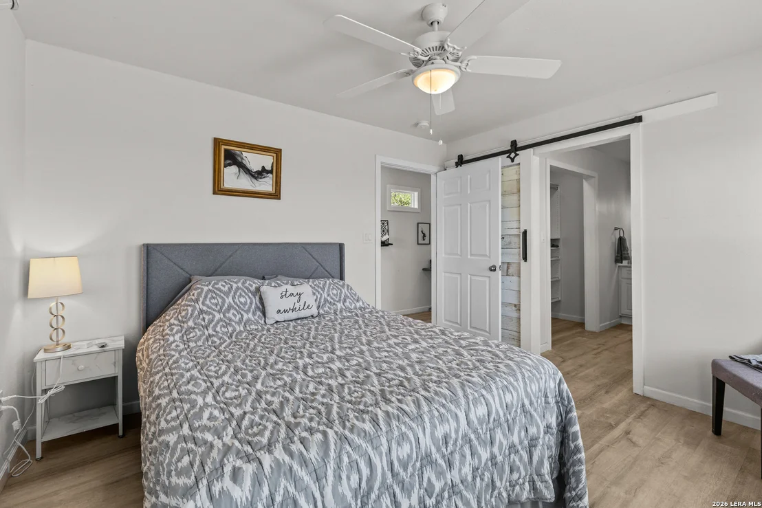 Photo of 130 SCENIC VIEW DR