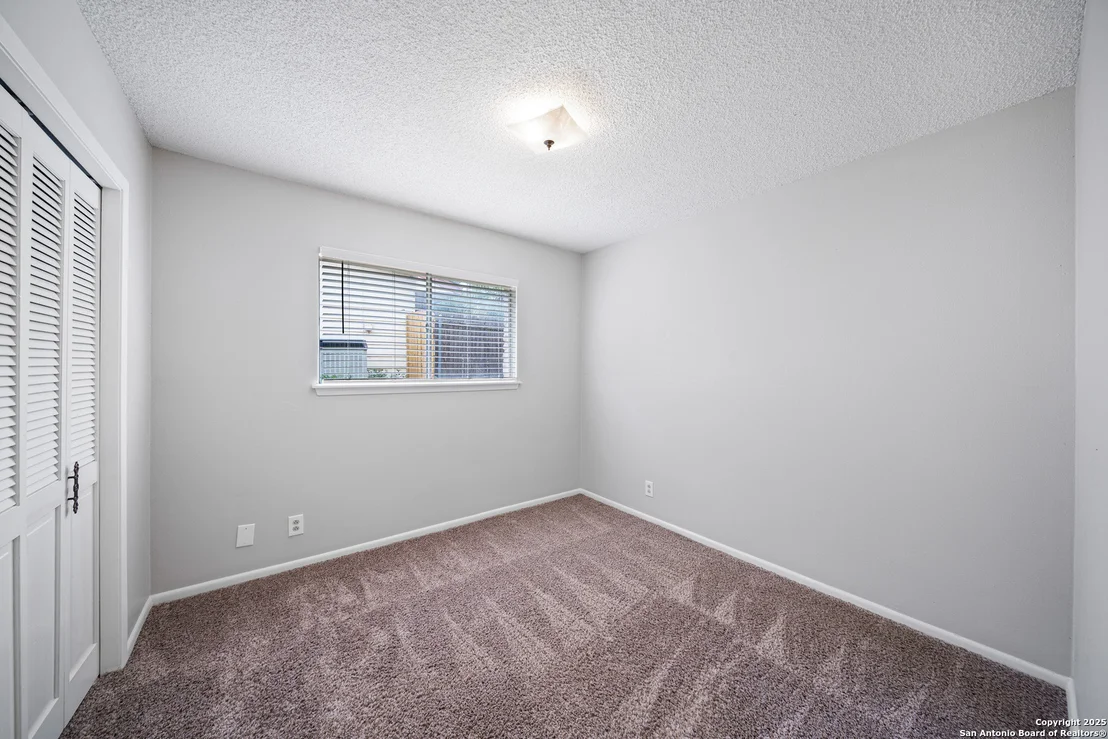 Photo of 3627 mapleton