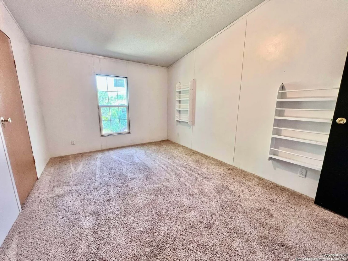 Photo of 147 Silver Creek