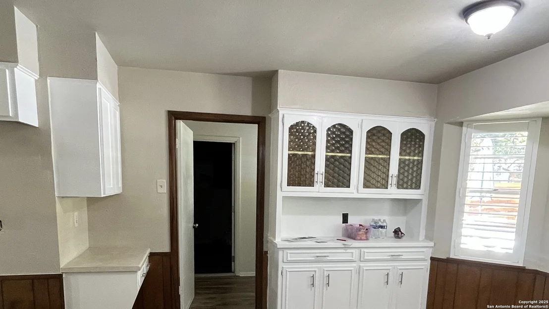 Photo of 123 Granada
