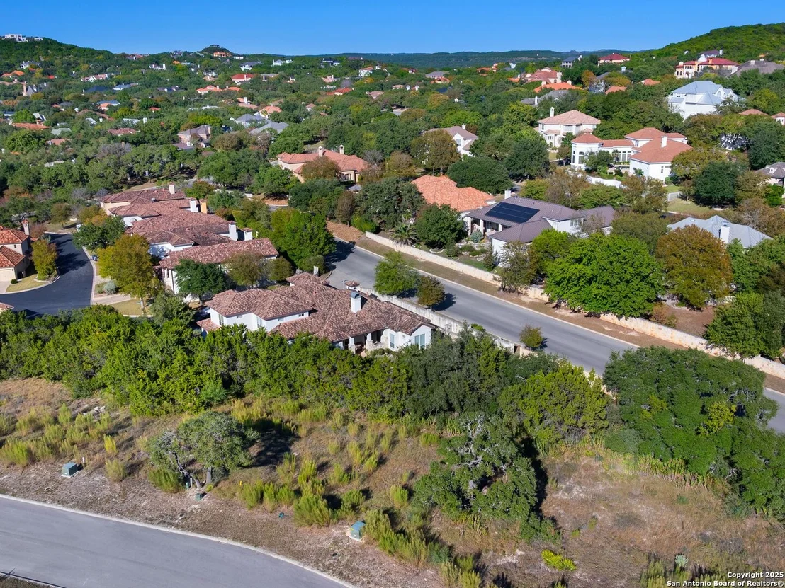 Photo of 11 DOMINION MEADOWS