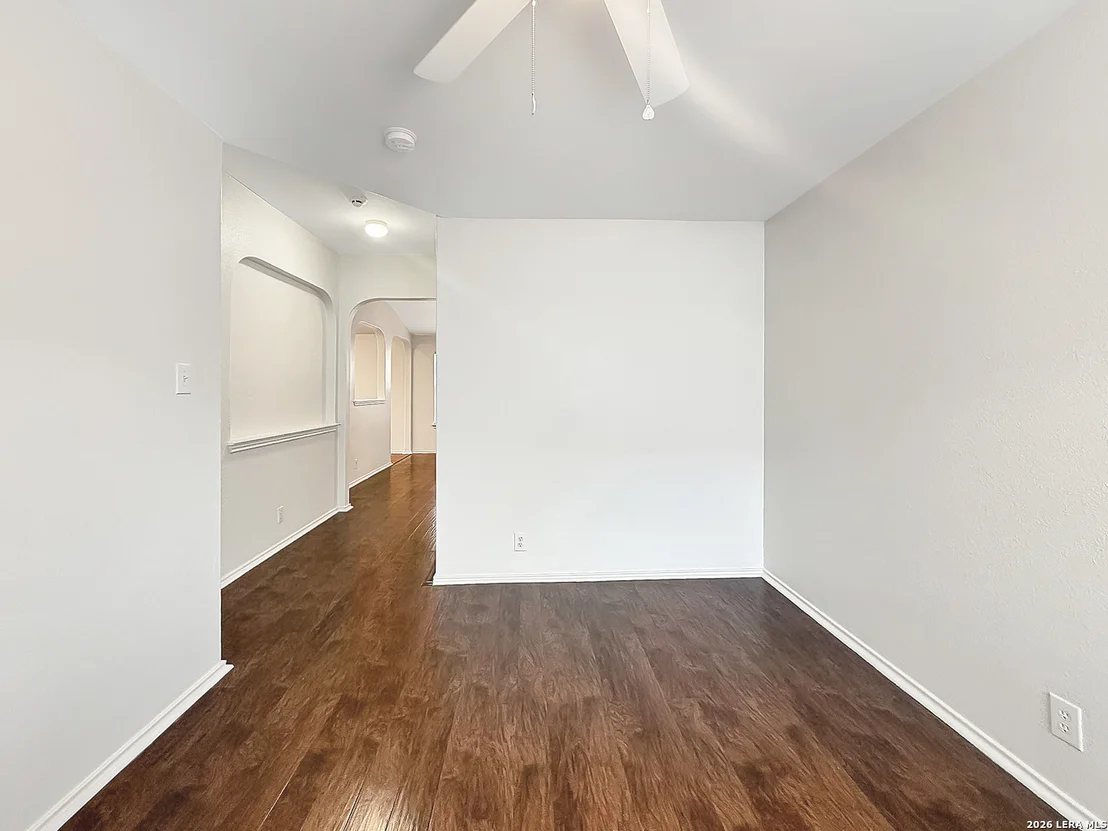 Photo of 15911 Manes Grove