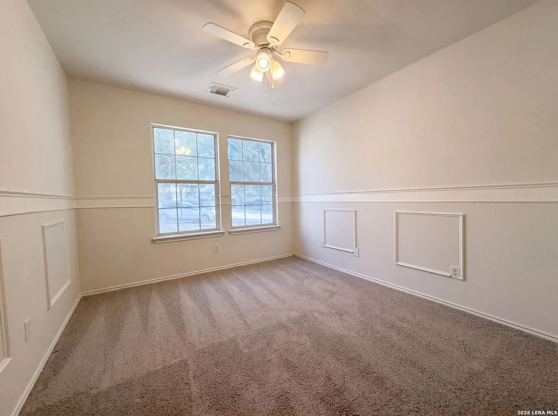 Photo of 1620 SUNVIEW CIR