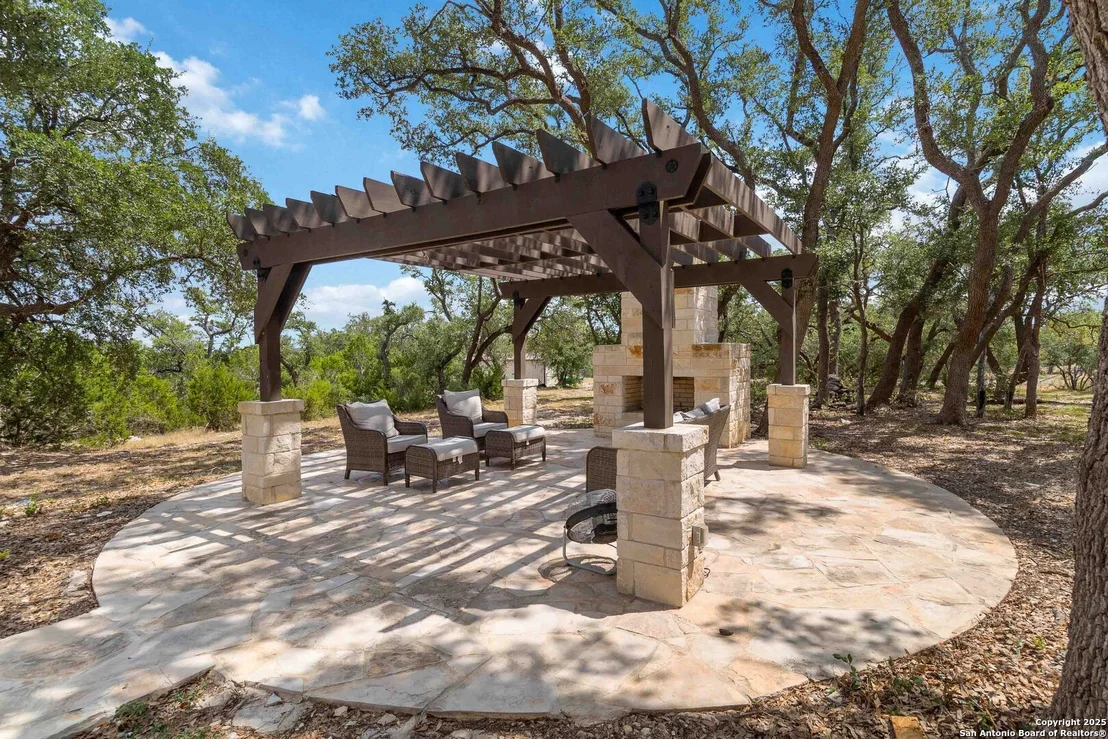 Photo of 1012 Rivers Peak