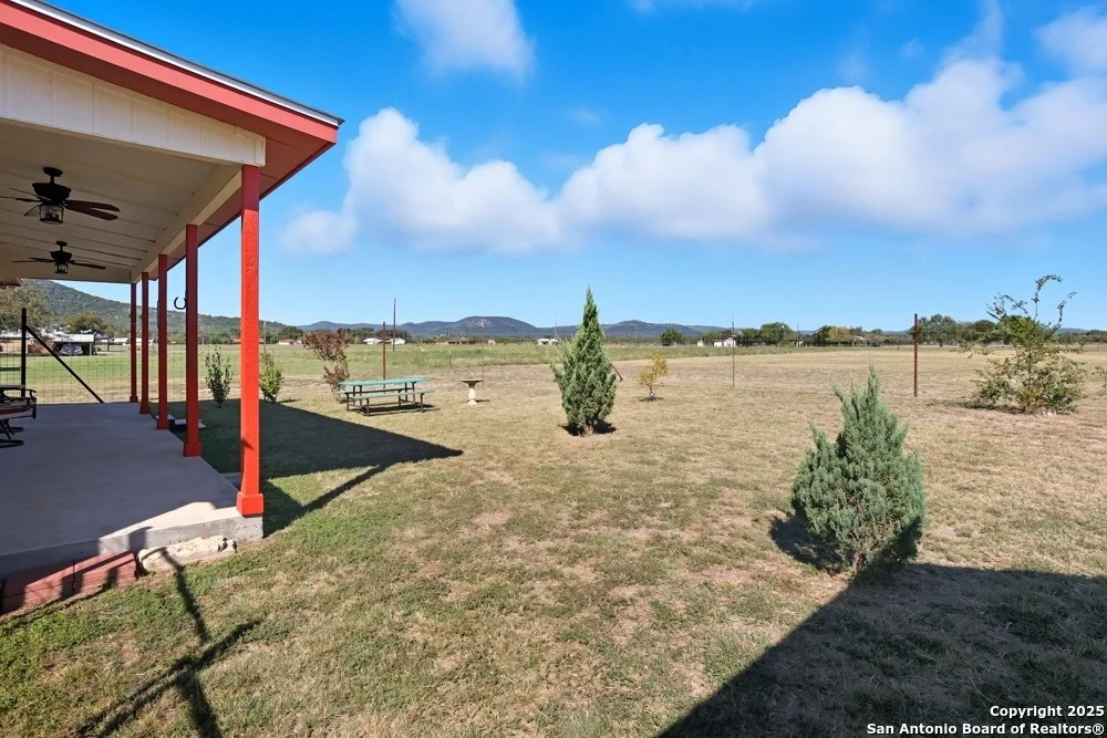 Photo of 867 RIVERTREE RD
