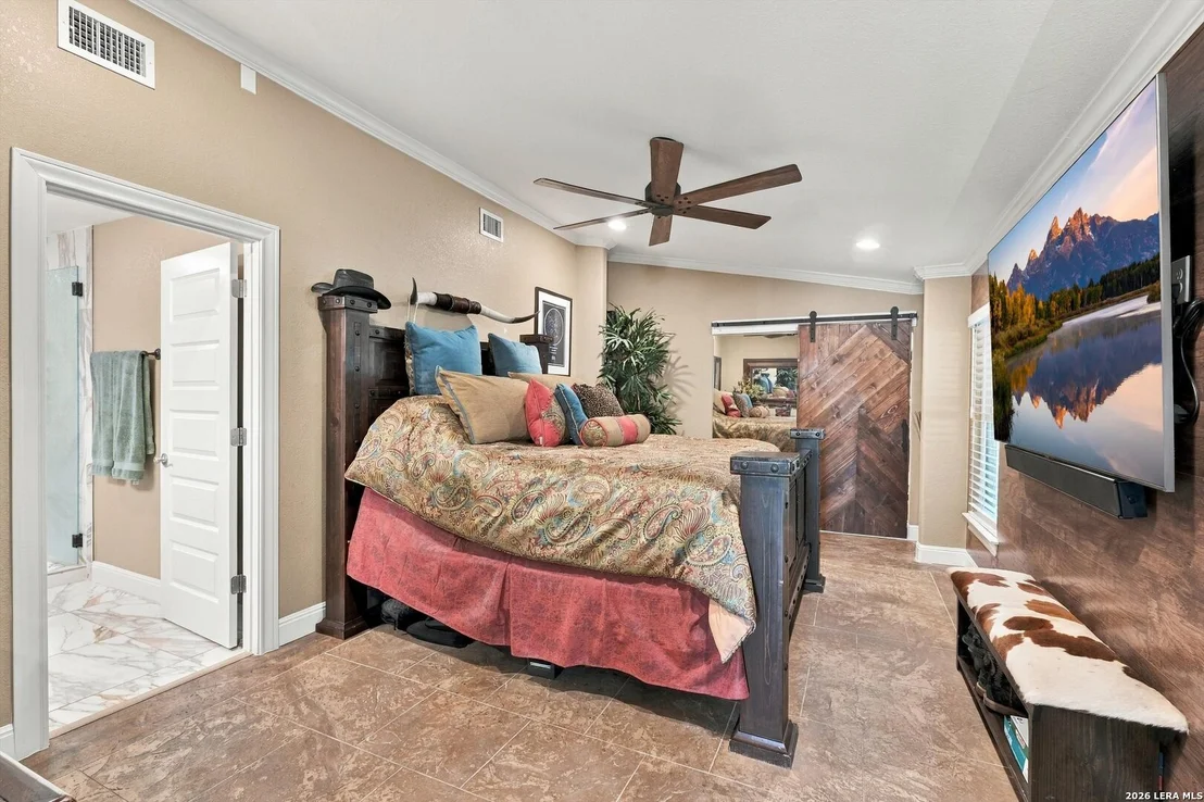 Photo of 526 CHEYENNE TRL