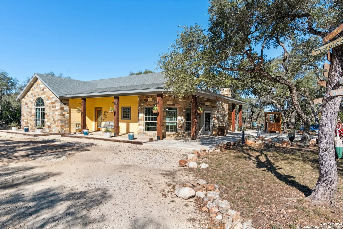 Photo of 381 Camino Primero