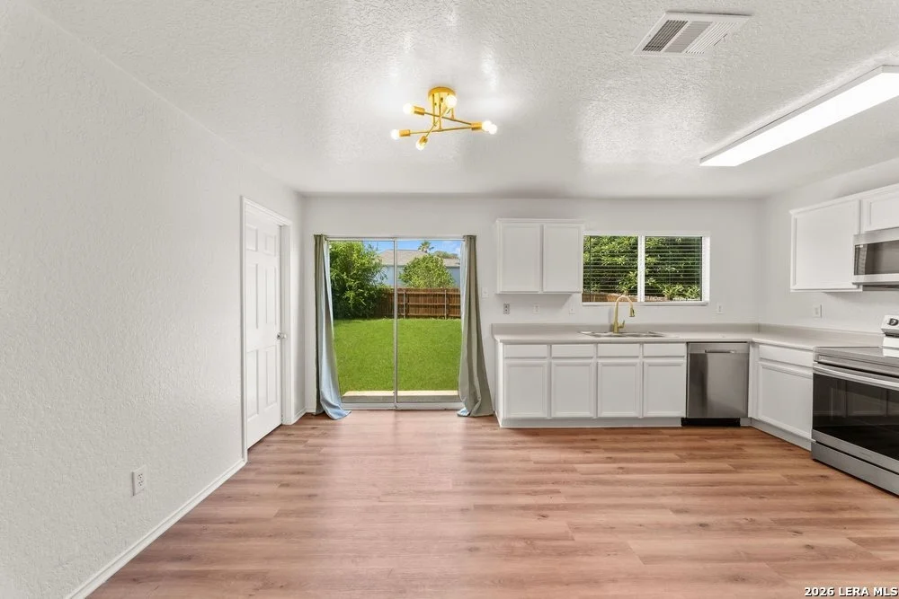 Photo of 9007 Tezel Point