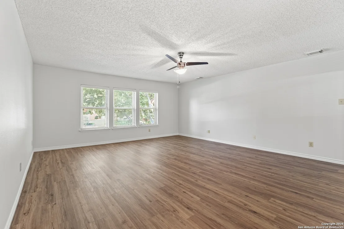 Photo of 13410 forum