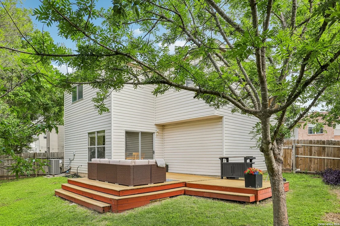 Photo of 8810 Bridgefield