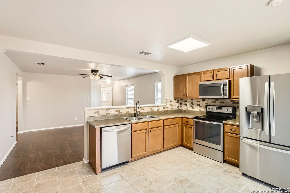 Photo of 3747 Hideaway Grn