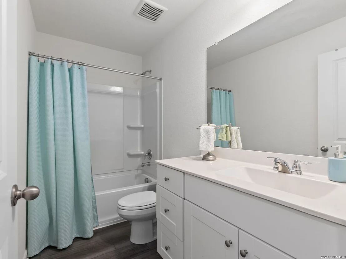 Photo of 4905 Hallies Garden
