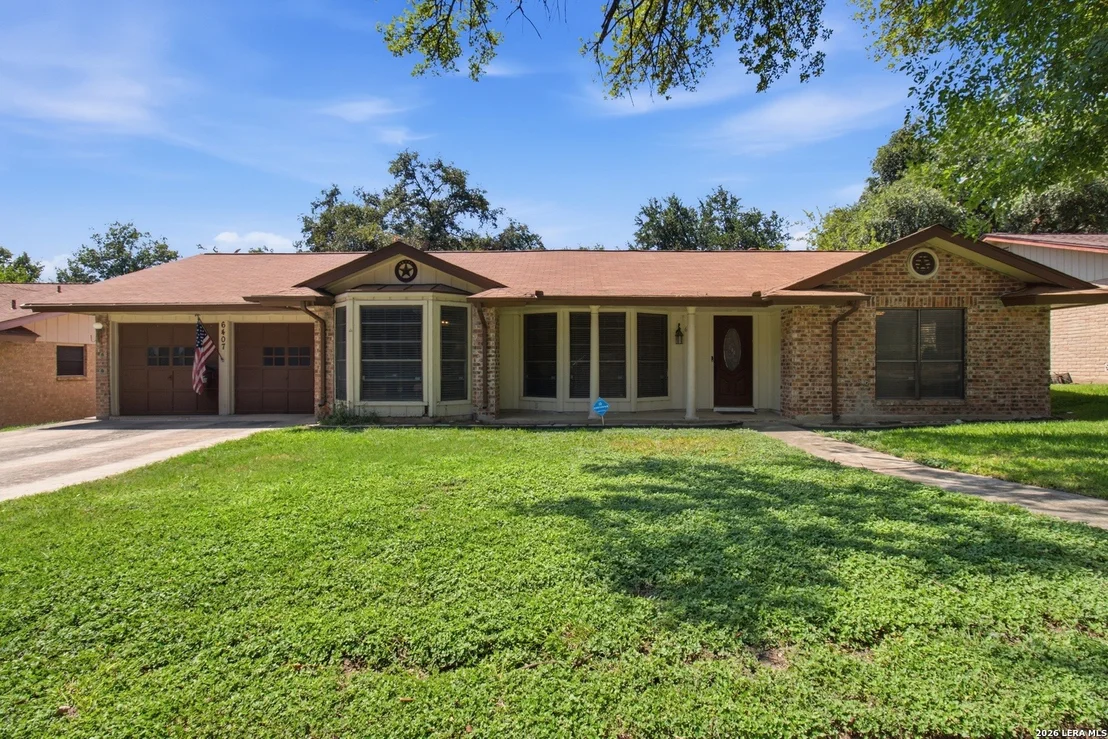 Photo of 6407 Red Jacket Dr