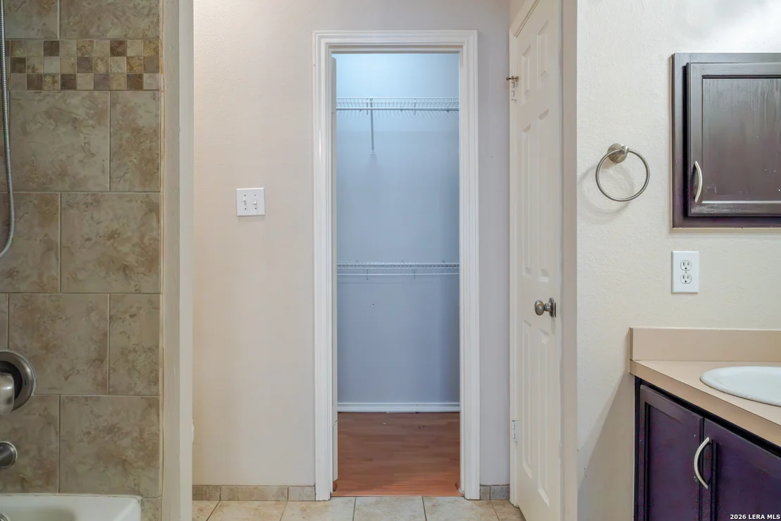 Photo of 8607 Belhaven