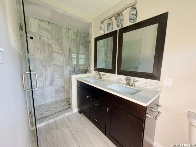 Photo of 539 Oakleaf Dr