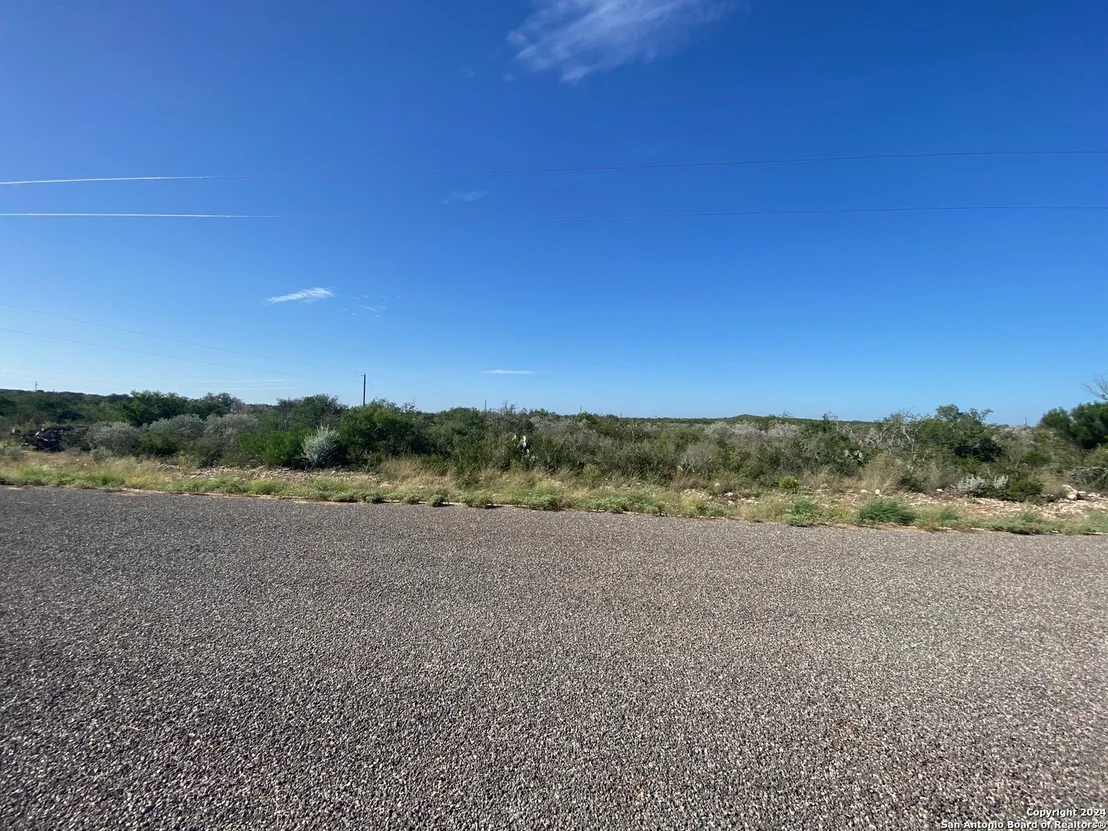 Photo of 41 PALOMINO HILLS CIR