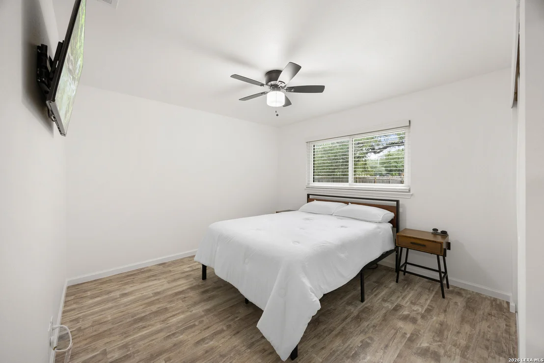 Photo of 3003 Oak Sprawl