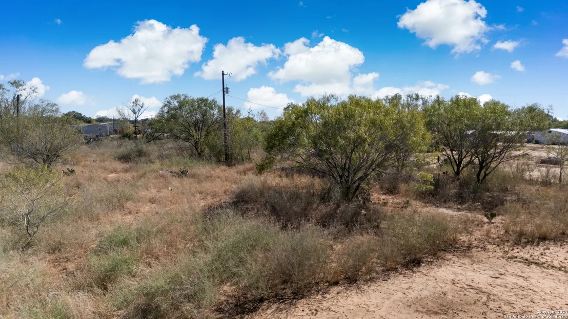 Photo of 2240 COUNTY ROAD 5710
