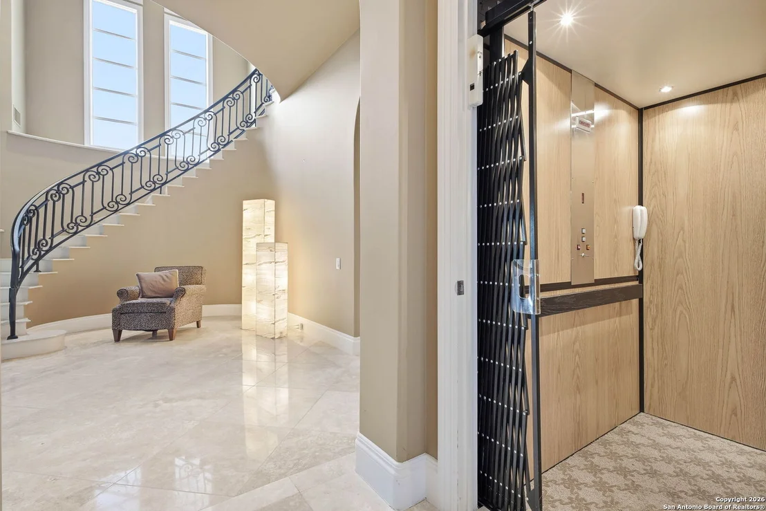 Photo of 2 Admirals Way