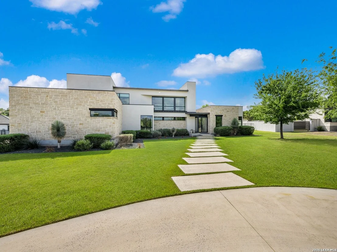 Photo of 211 Wellesley Hill