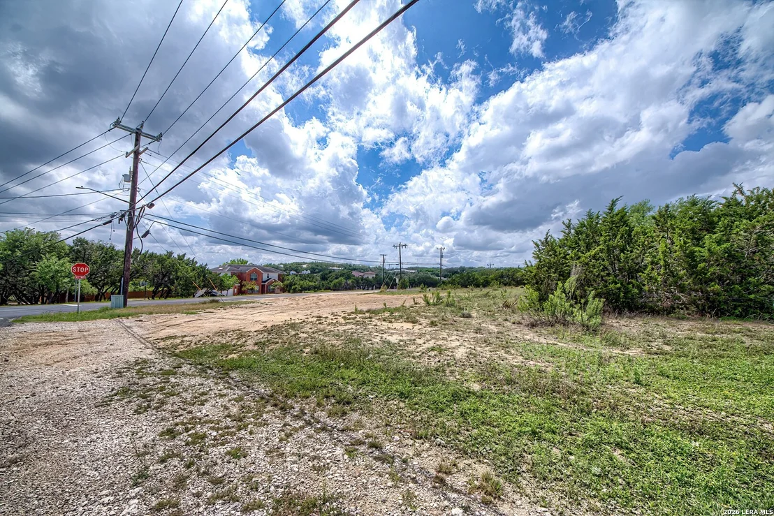 Photo of 27301 TIMBERLINE DR