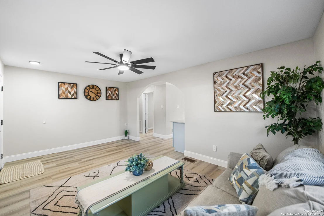 Photo of 1230 Echo Meadow