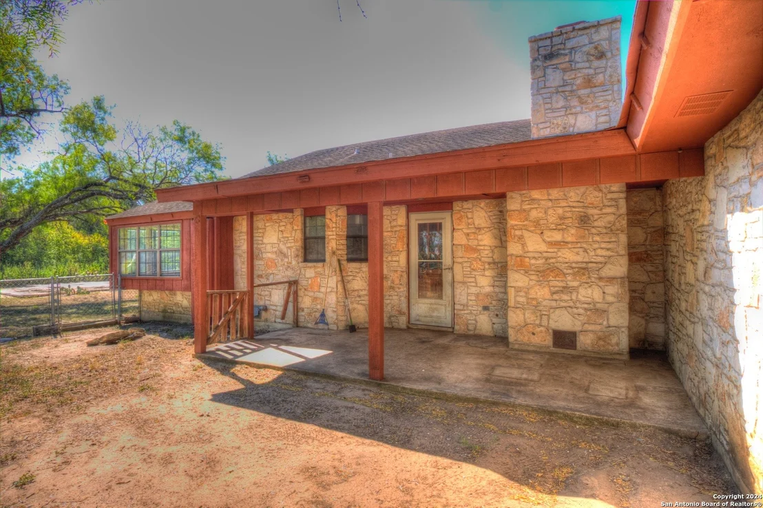 Photo of 7505 REAL RD