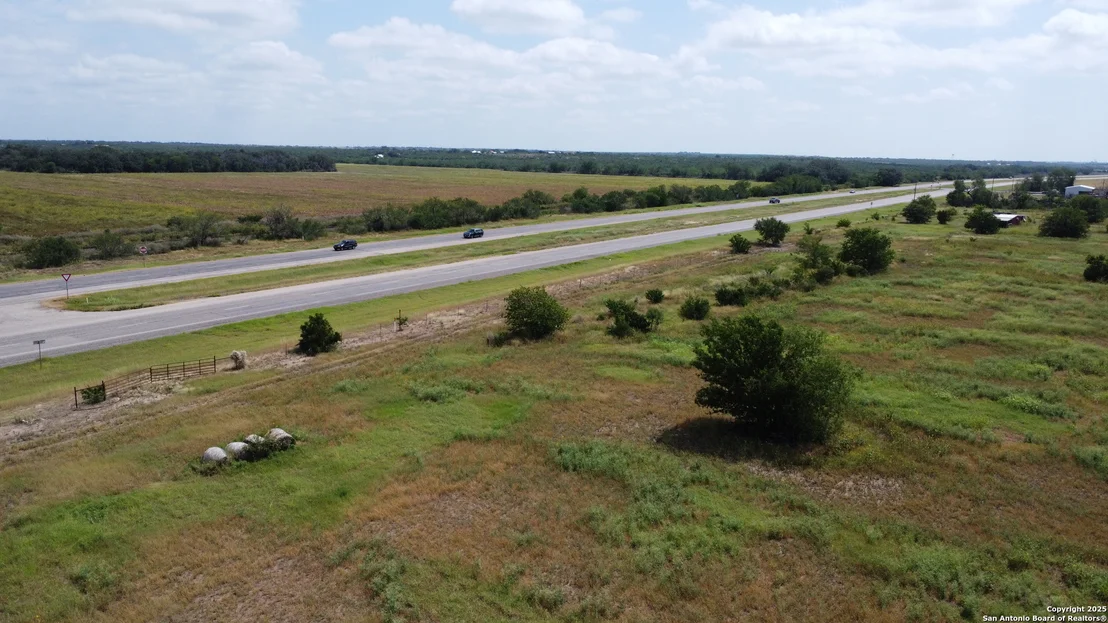 Photo of 5985 Highway 90 W