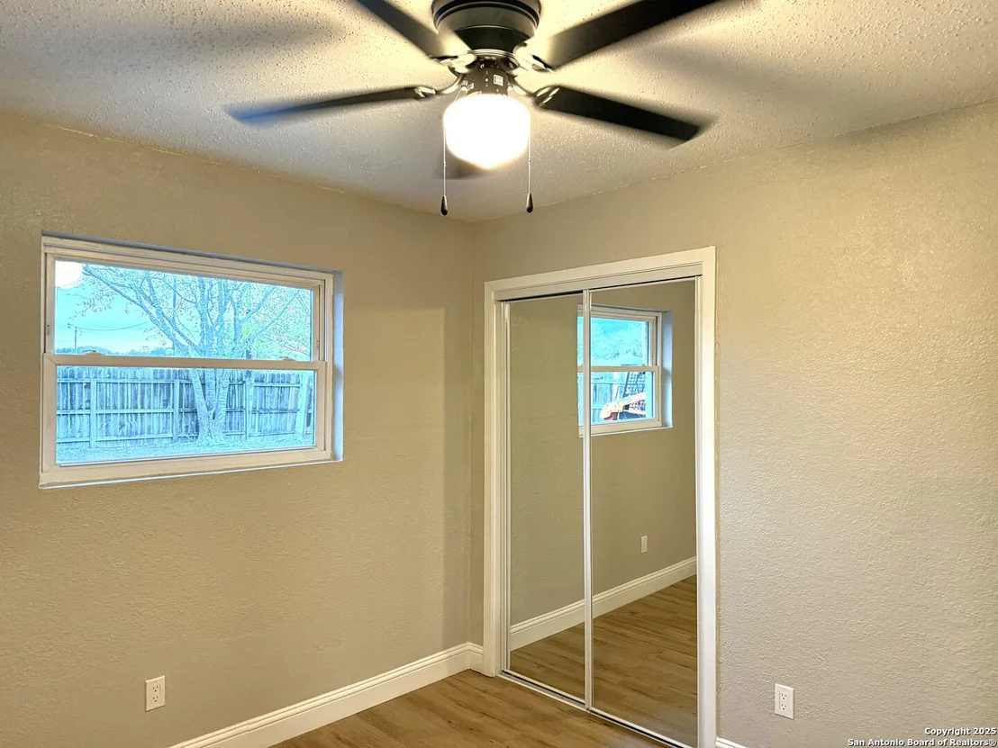 Photo of 1212 fairview