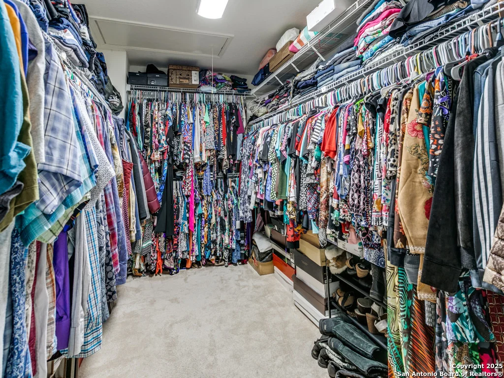 Photo of 10702 Diamond Rock
