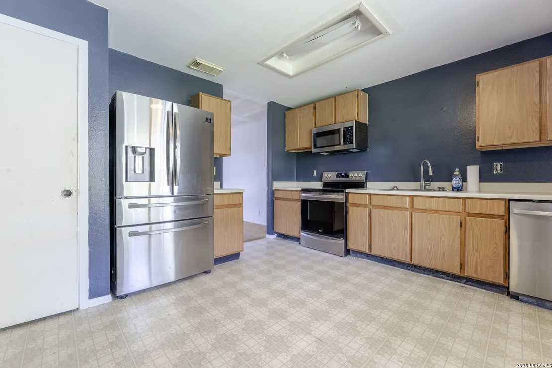 Photo of 6822 Misty Field Dr